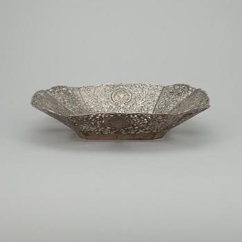 SKÅL, silver, Erik Kaarnesalo, Helsingfors 1965. Vikt 678 g.