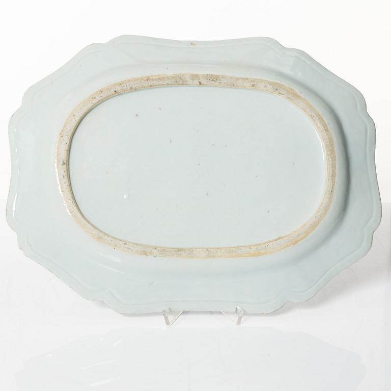 A blue and white porcelain charger, China, Qing dynasty, Qianlong 1736-95.