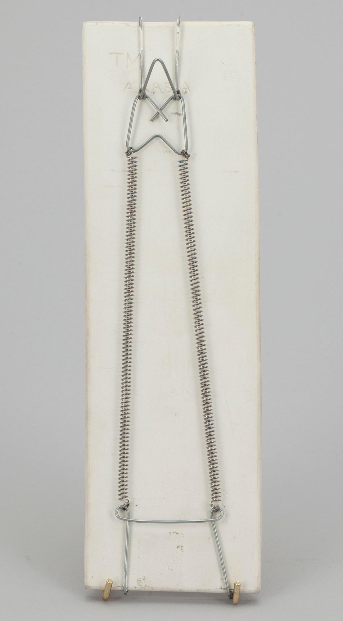 VÄGGPLATTA, keramik, signerad TM (Toini Muona) Arabia. 1900-talets senare hälft.