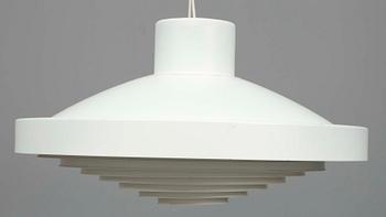 TAKLAMPA, målad plåt, Lisa Johansson-Pape, Orno. 1900-talets senare hälft.