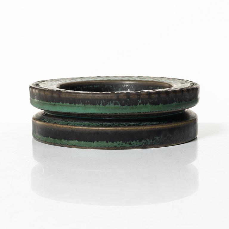 Stig Lindberg, a stoneware dish, Gustavsberg Studio 1964.