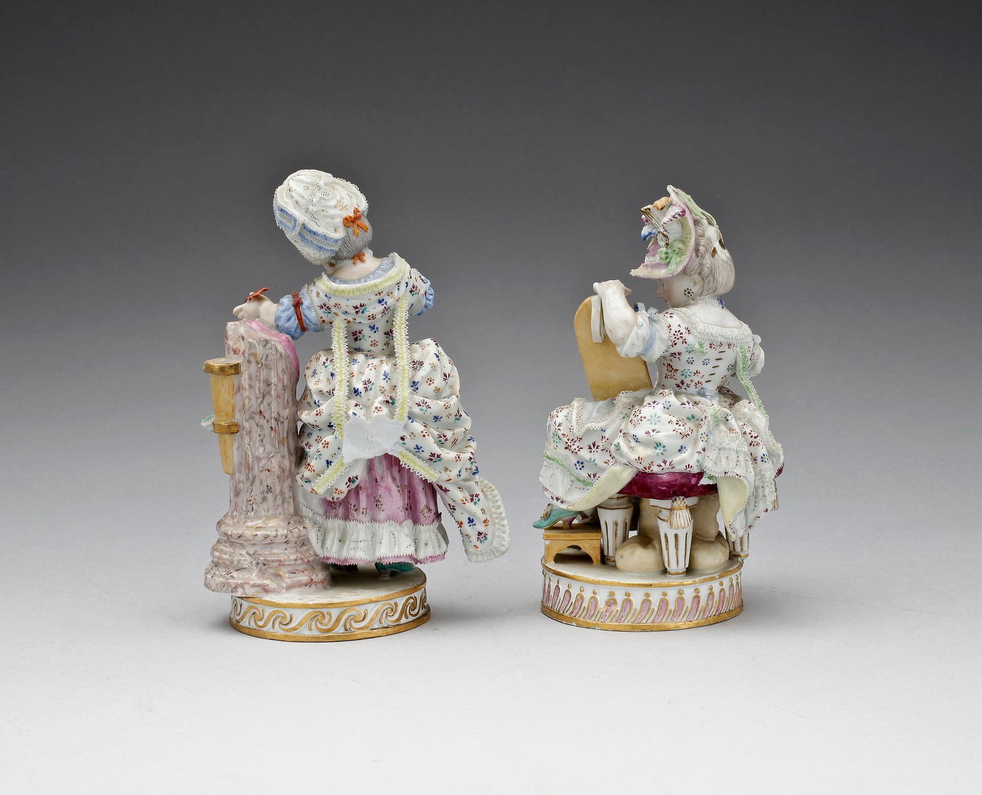 FIGURINER, 2st. porslin, Meissen-liknande märkning. Trol 1900-tal.