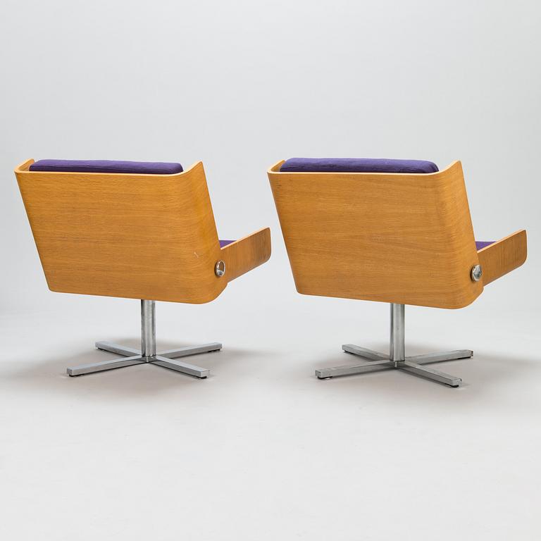 TOIVO KORHONEN and ESKO PAJAMIES, A pair of 1960s easy chairs, model TU-641, 'Bonzo', for Merva, Finland.