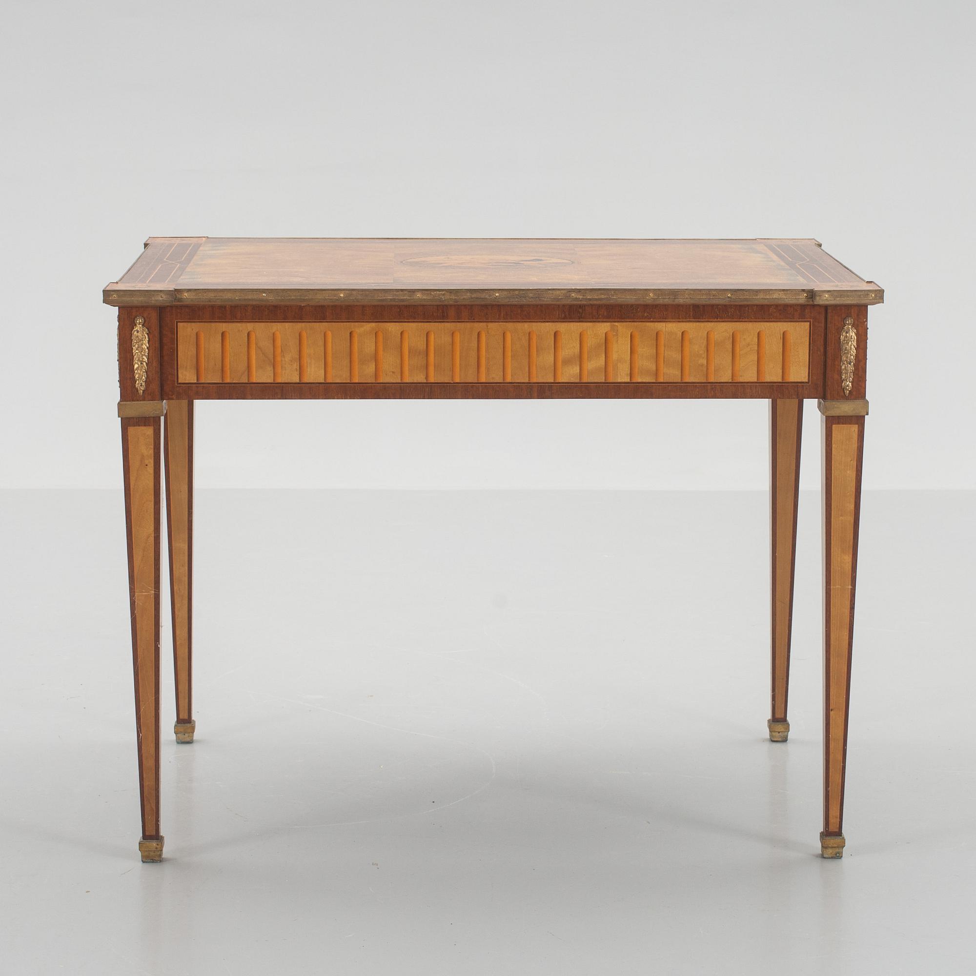 BORD, gustaviansk stil, 1900-tal.