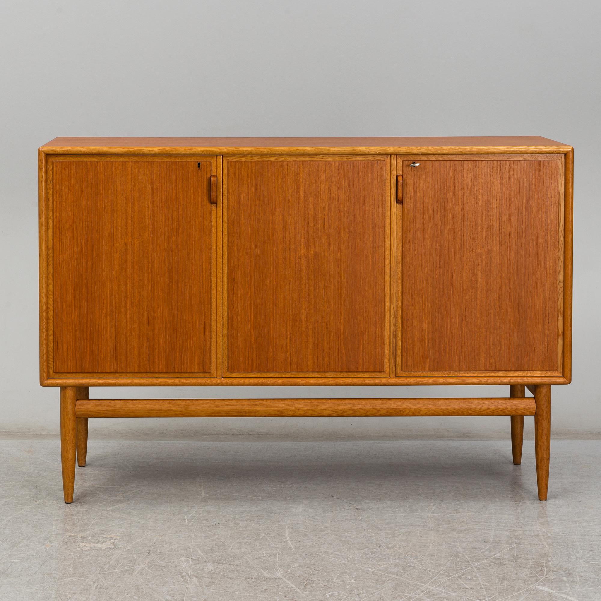 BERTIL FRIDHAGEN, sideboard, Bodafors, 1900-talets andra hälft.
