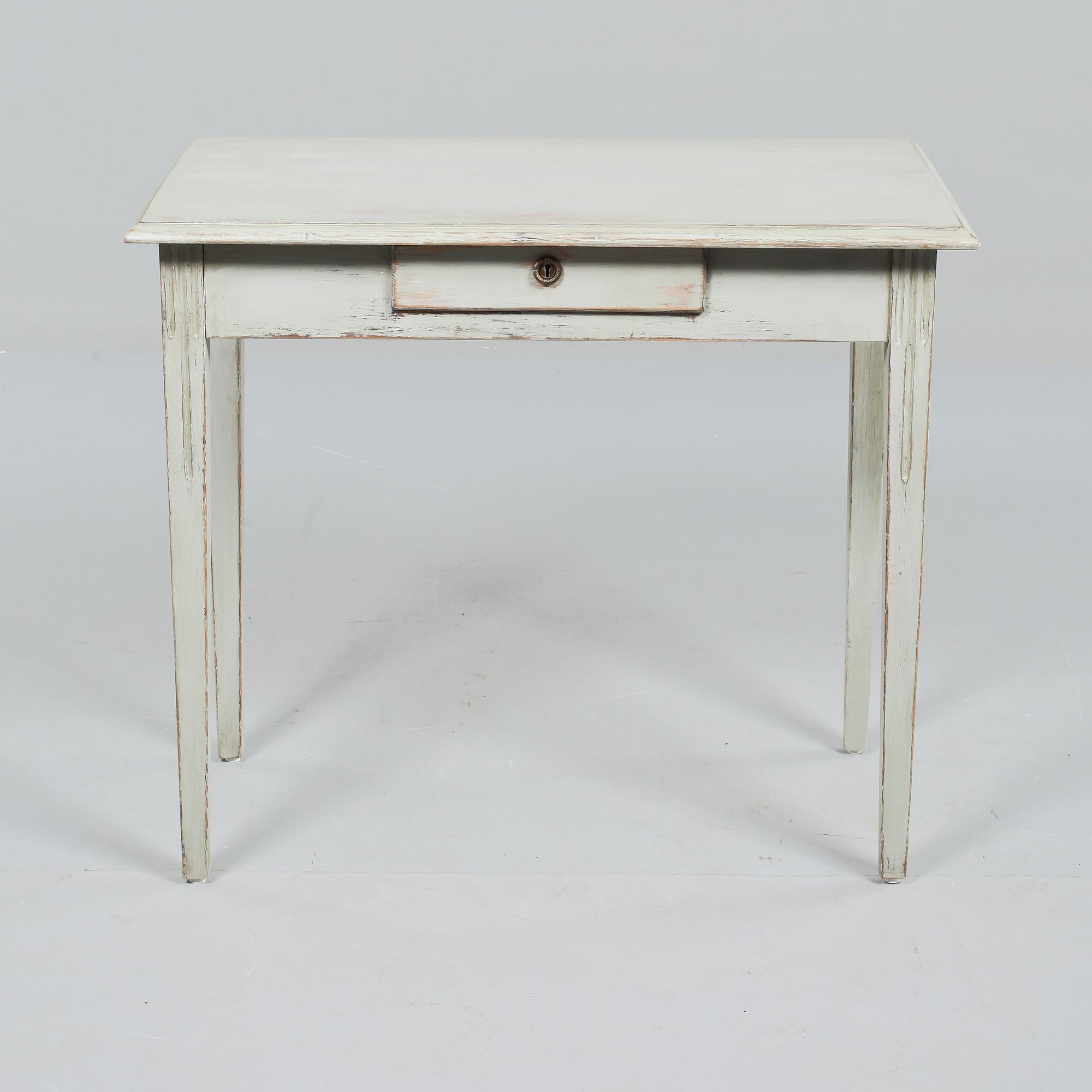 DAMARBETSBORD, 1800-tal.