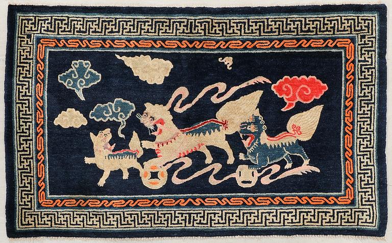 Rug China Baotou semi-antique/antique approx. 98x169 cm.