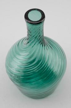 FLASKA/KARAFF, grönt glas, 1800-tal.