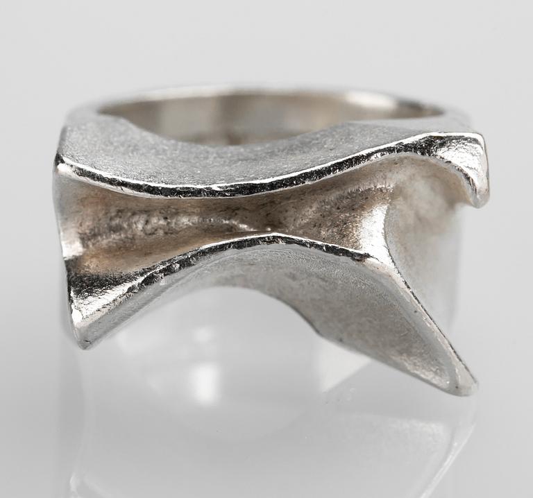 RING, sterlingsilver, Lapponia, Finland, 1970. Vikt ca 9,5 g.