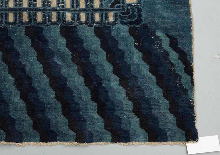 MATTA, Kina, semiantik/antik, ca 245 x 315.