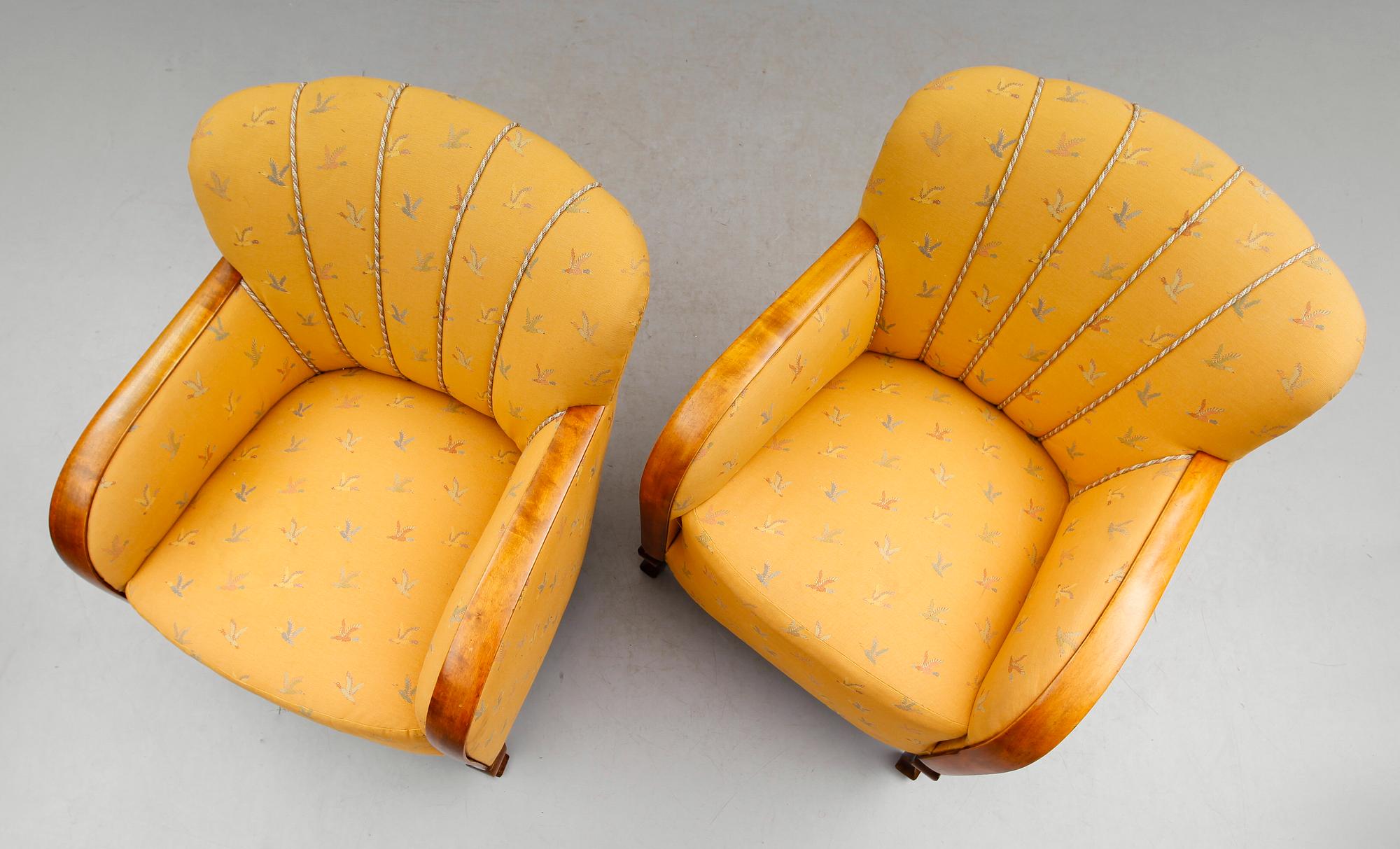 FÅTÖLJER, 1 par, 1900-talets första hälft.