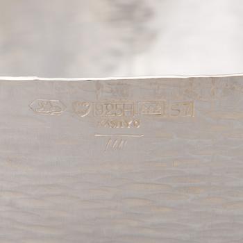 TAPIO WIRKKALA, SKÅL, sterling silver, Hopeakeskus, Tavastehus 1971. Vikt 568 g.