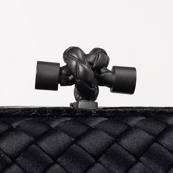 Bottega Veneta clutch, "Knot".