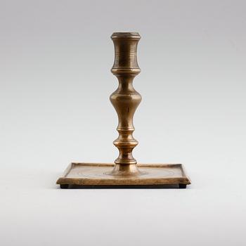 LJUSSTAKE, mässing, 1500-tal.
