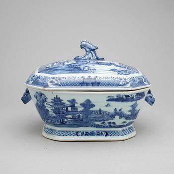 TERRIN, porslin, Kina, Qianlong (1736-1795), Qing Dynastin.