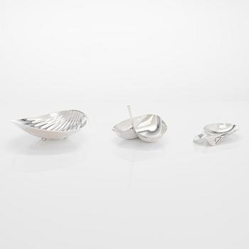 Tapio Wirkkala, skålar, 3 st, silver, Kultakeskus, Tavastehus och Hopeatehdas, Helsingfors, 1955 och 1958.