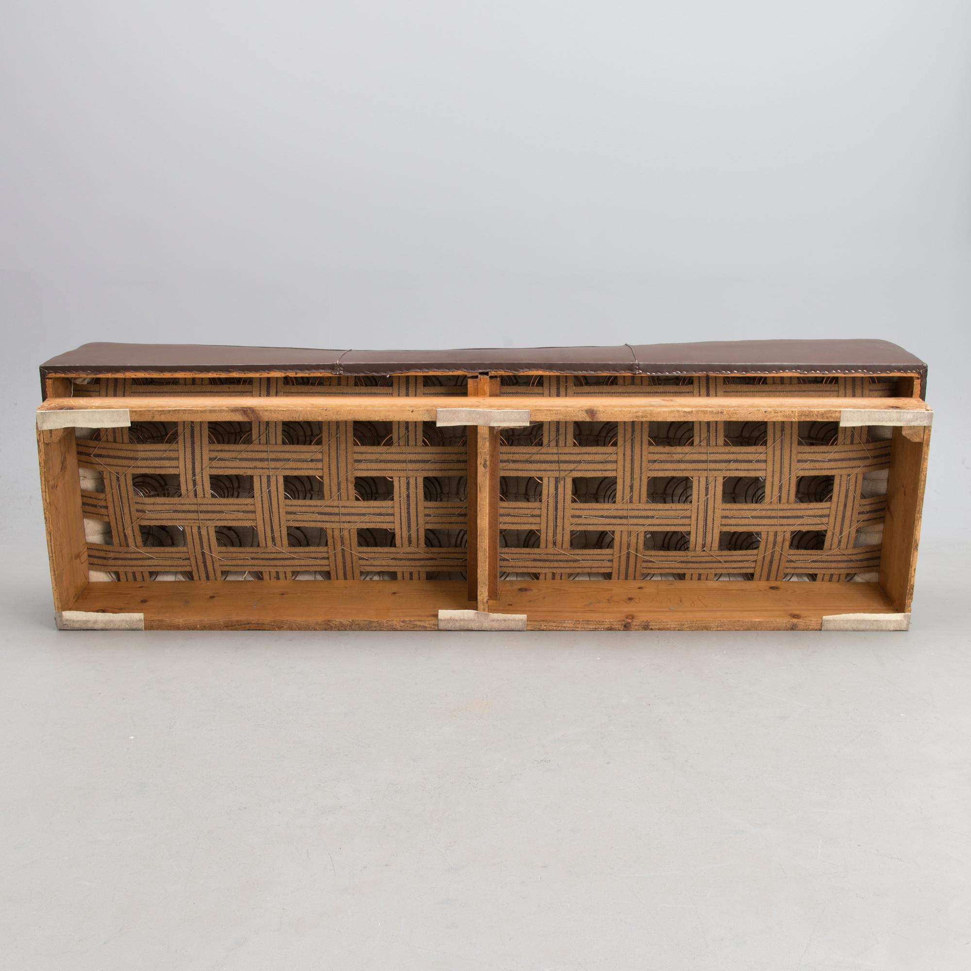 An early 20th century six-piece set of furniture by Armas Lindgren and Onni Tarjanne.