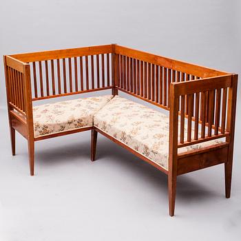 HÖRNSOFFA, 1900-talets första hälft.