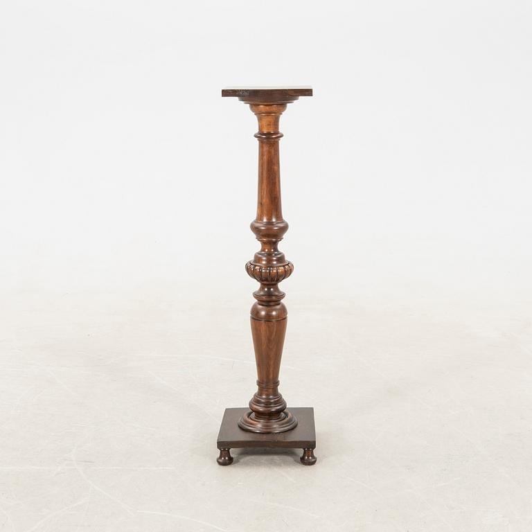 Pedestal, first half of the 20th century.