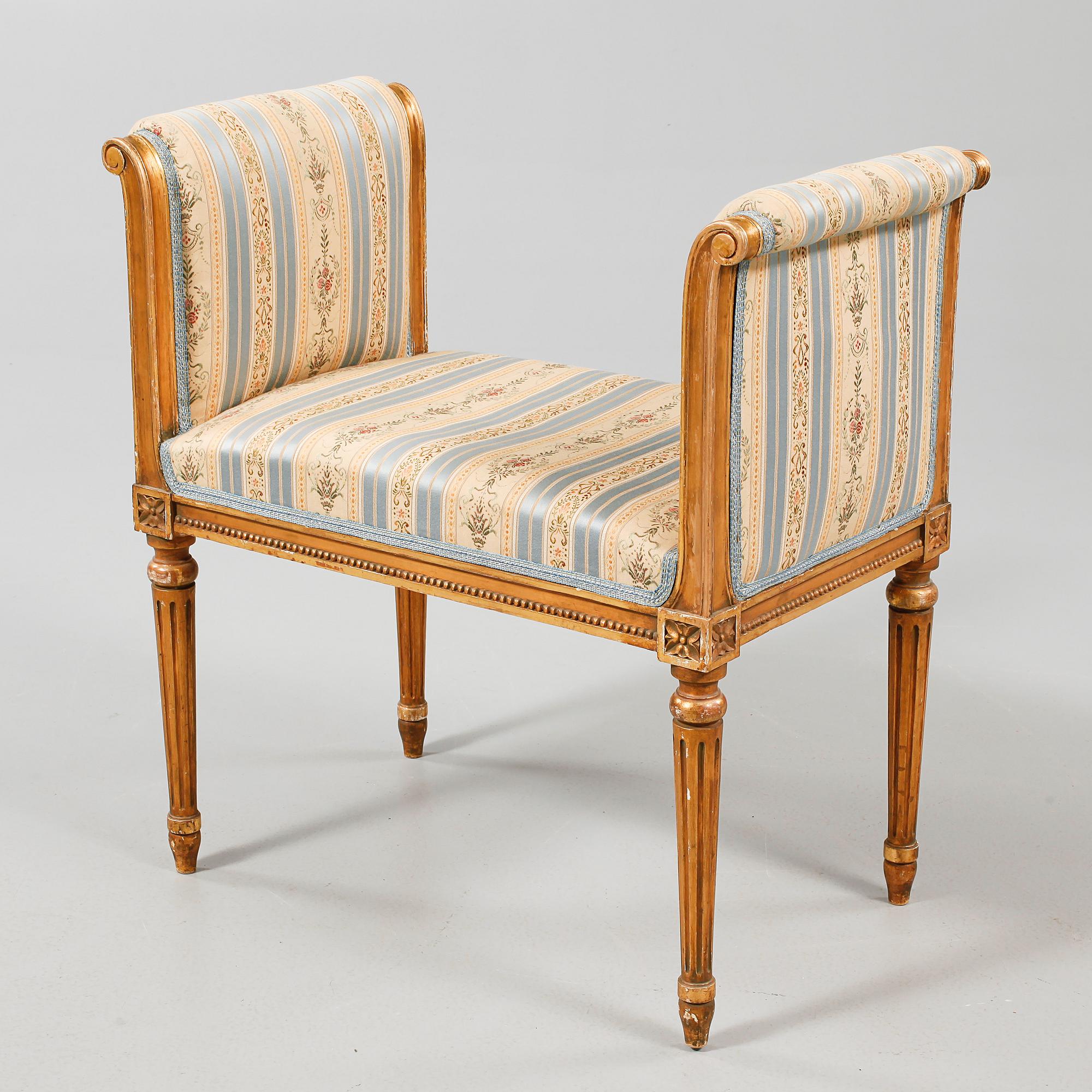 SALONGSGRUPP, 6 delar, gustaviansk stil, 1900-talets första hälft.