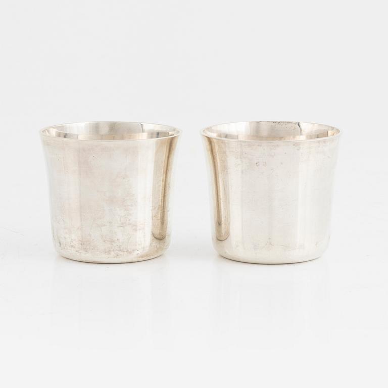 Carl Fredrik Carlman, a pair of Swedish silver cups, Stockholm 1957.