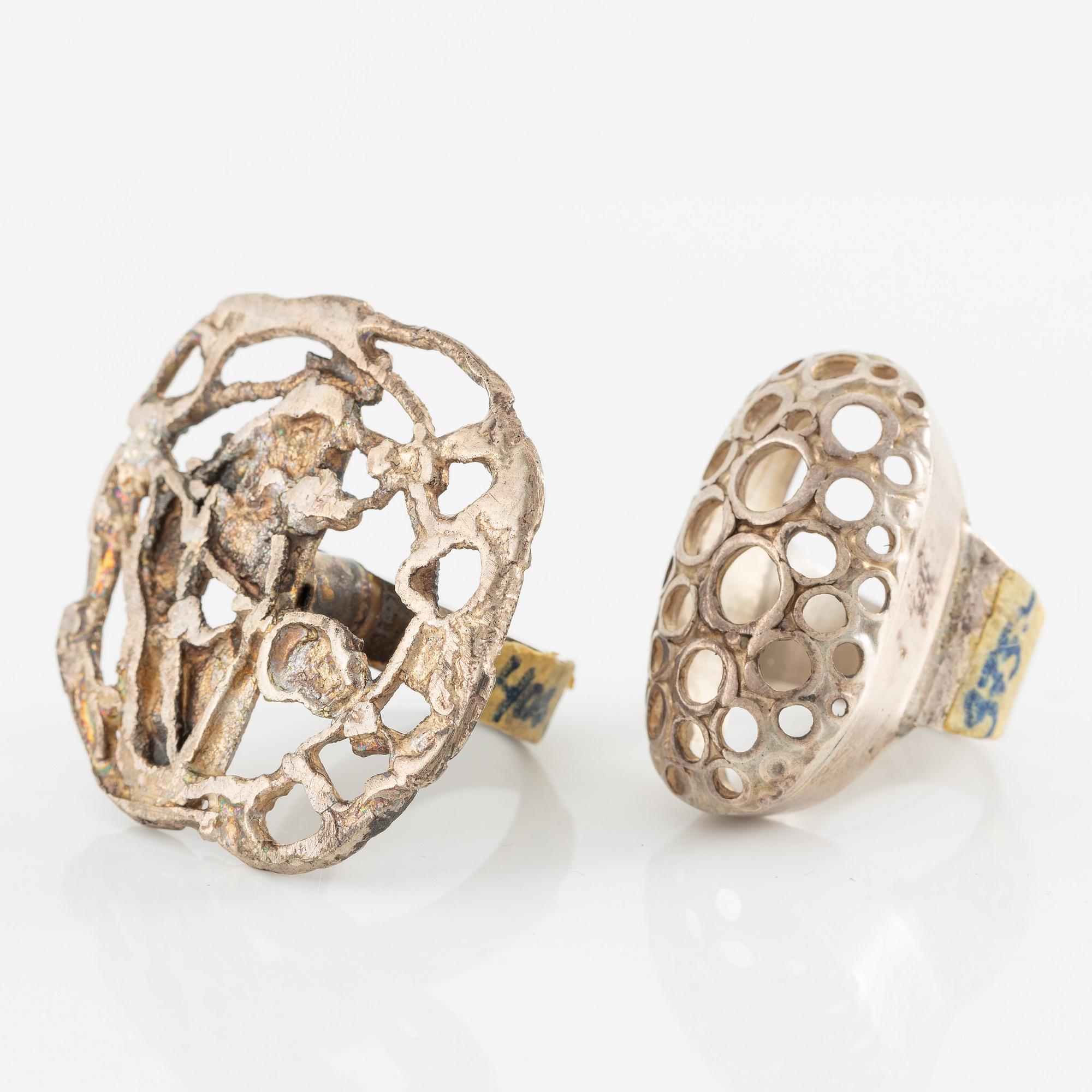 Lars Arby, fyra ringar, silver, en med tigeröga.