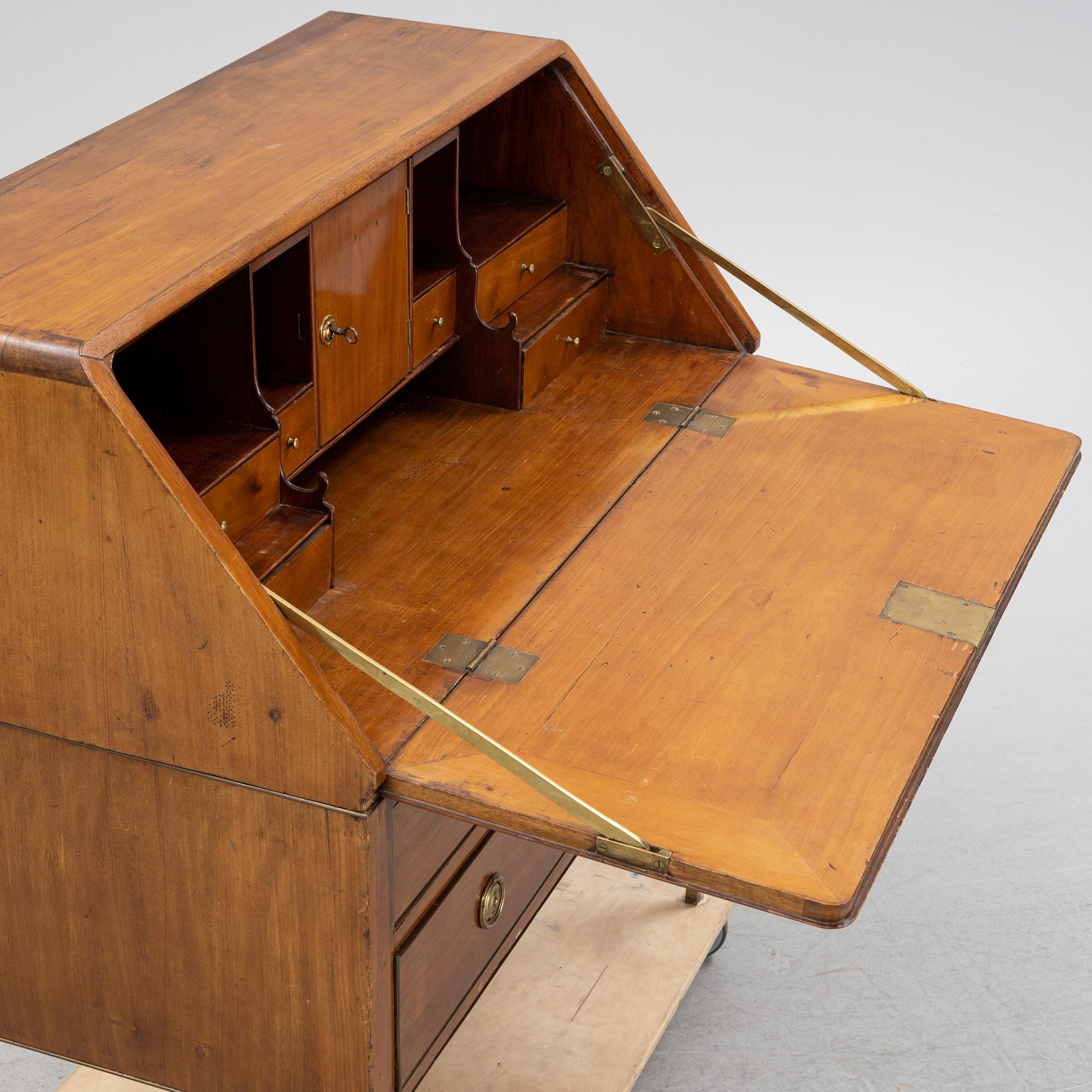 A late Gustavian mahogany secretaire from the early 19th century.