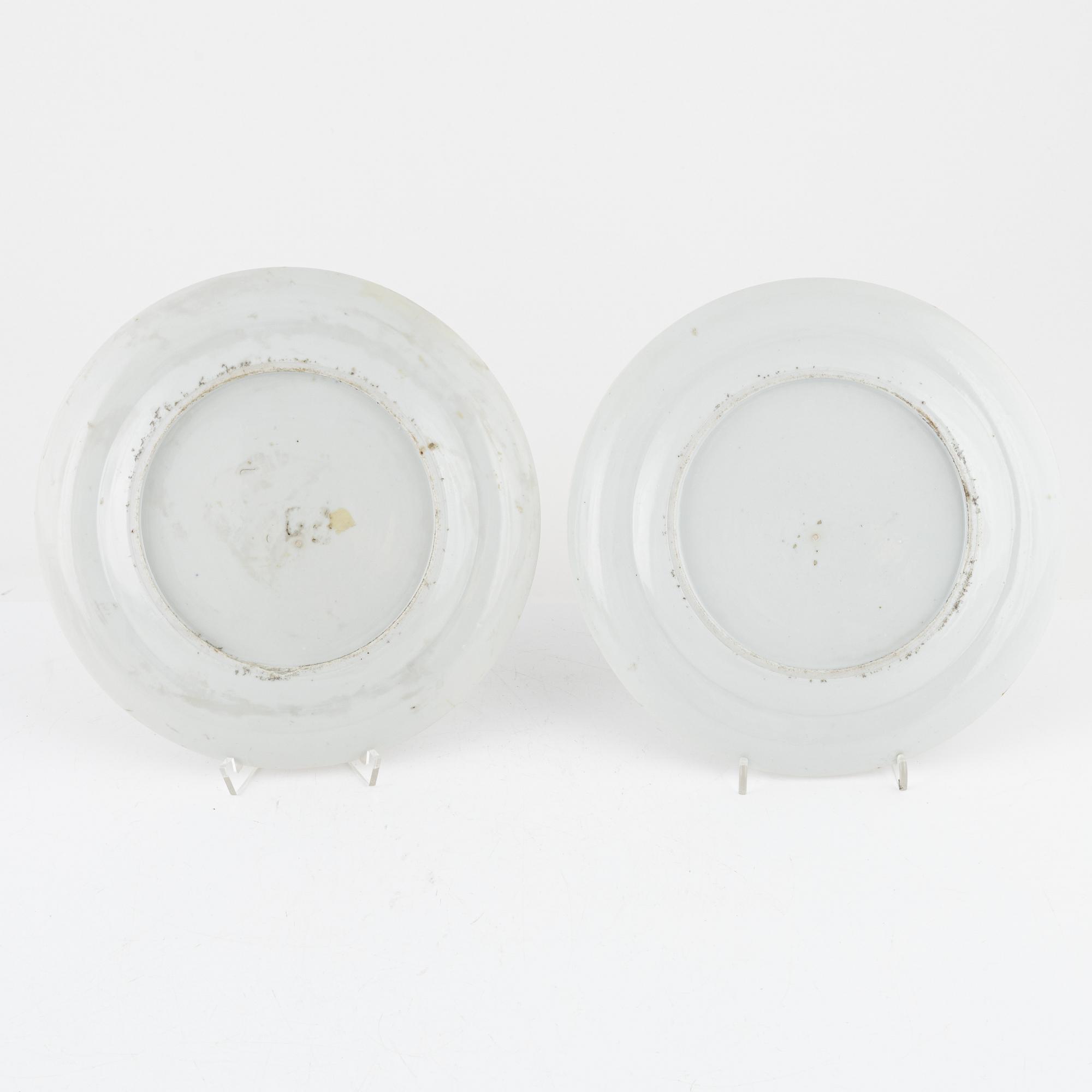 13 Chinese porcelain pieces, 19th/20th century.