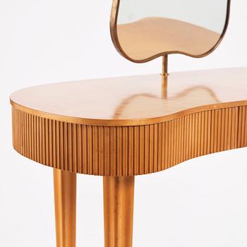 Einar Dahl, a vanity table with mirror, cabinet maker Hjalmar Wikström, for the Stockholm Craft Association ca. 1939.