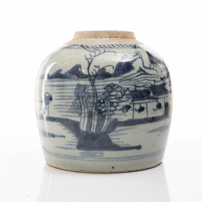 Porcelain, 9 decares, China, 18th-19th century.