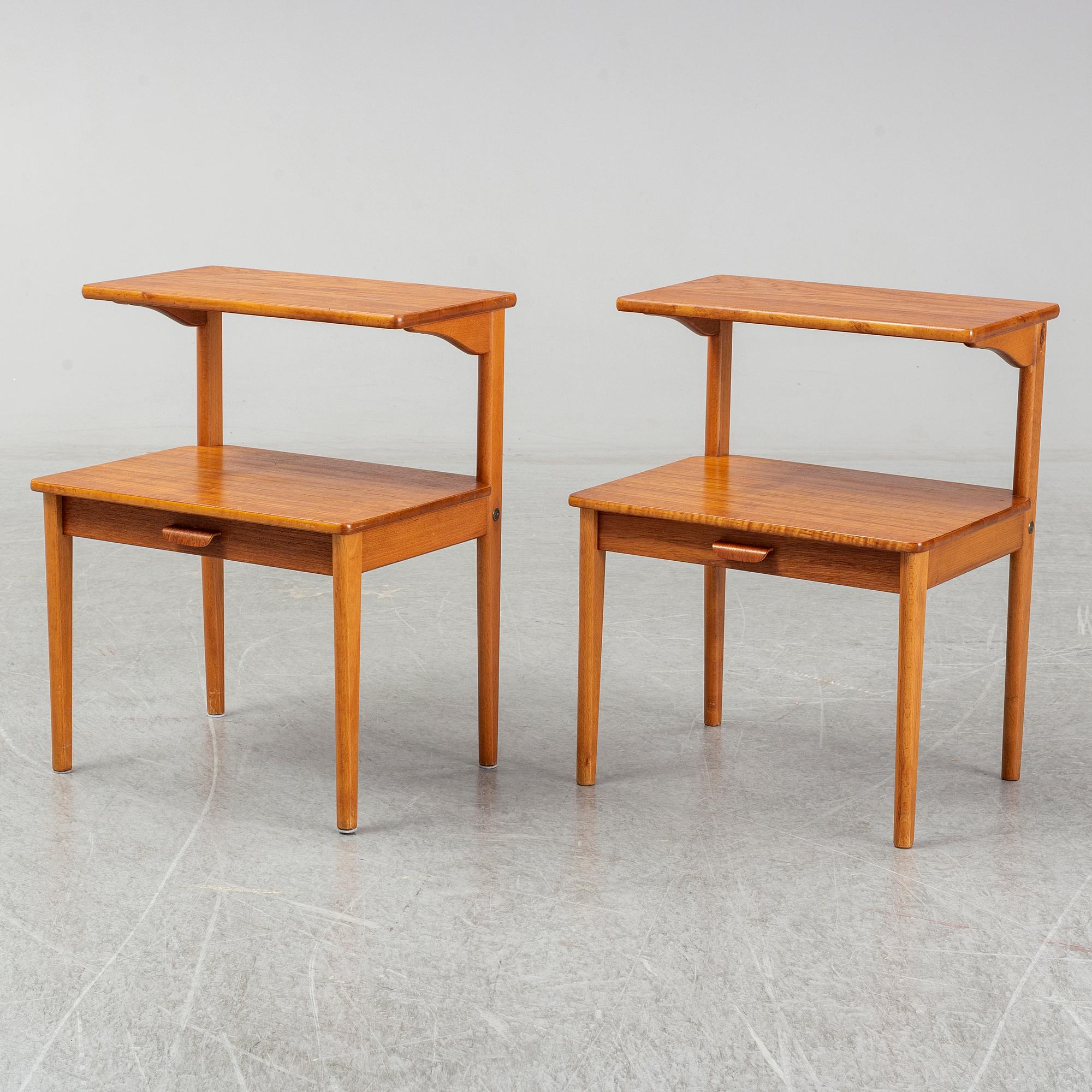 SÄNGBORD, ett par, Svenska Möbelfabrikerna, nr 80, 1950-/60-tal.
