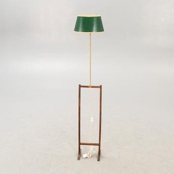 Josef Frank, golvlampa, modell 2458, "Kryckan", Firma Svenskt Tenn, formgiven 1952.