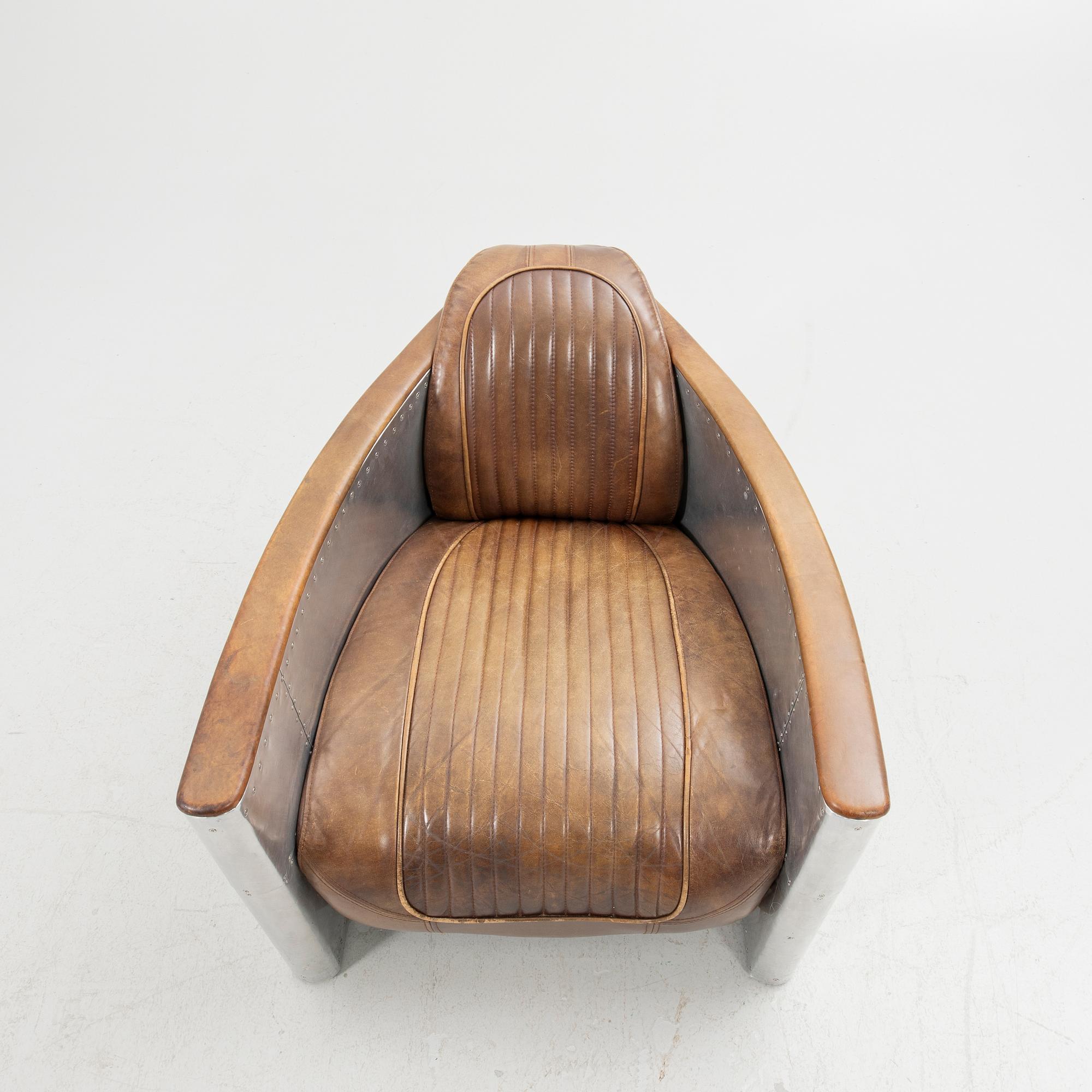 Timothy Oulton, armchair, "Tomcat", Artwood, 21st century.