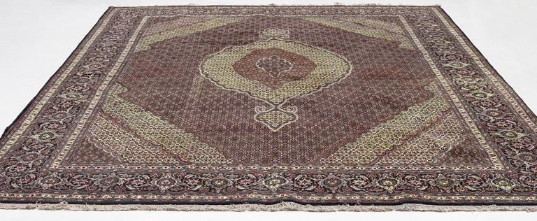Carpet, oriental, Mahi Tabriz, 385x302 cm.