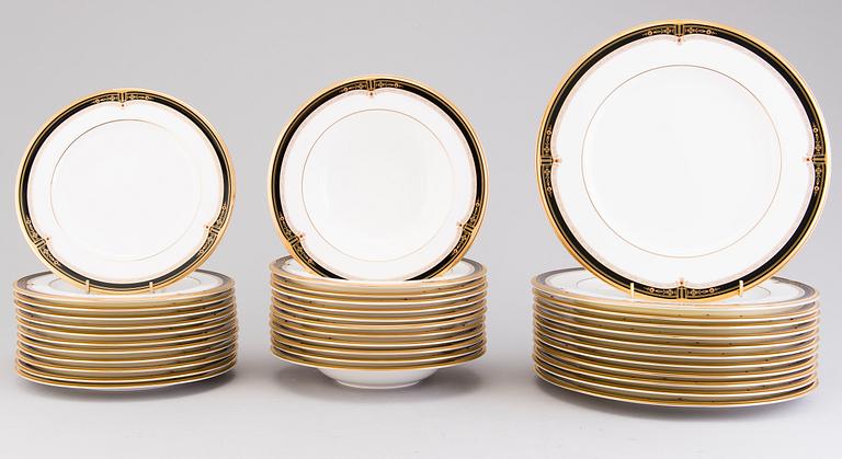 A Japanese 84-pcs Noritake porcelain coffee set and dinnerware from the end of the 20th Century.