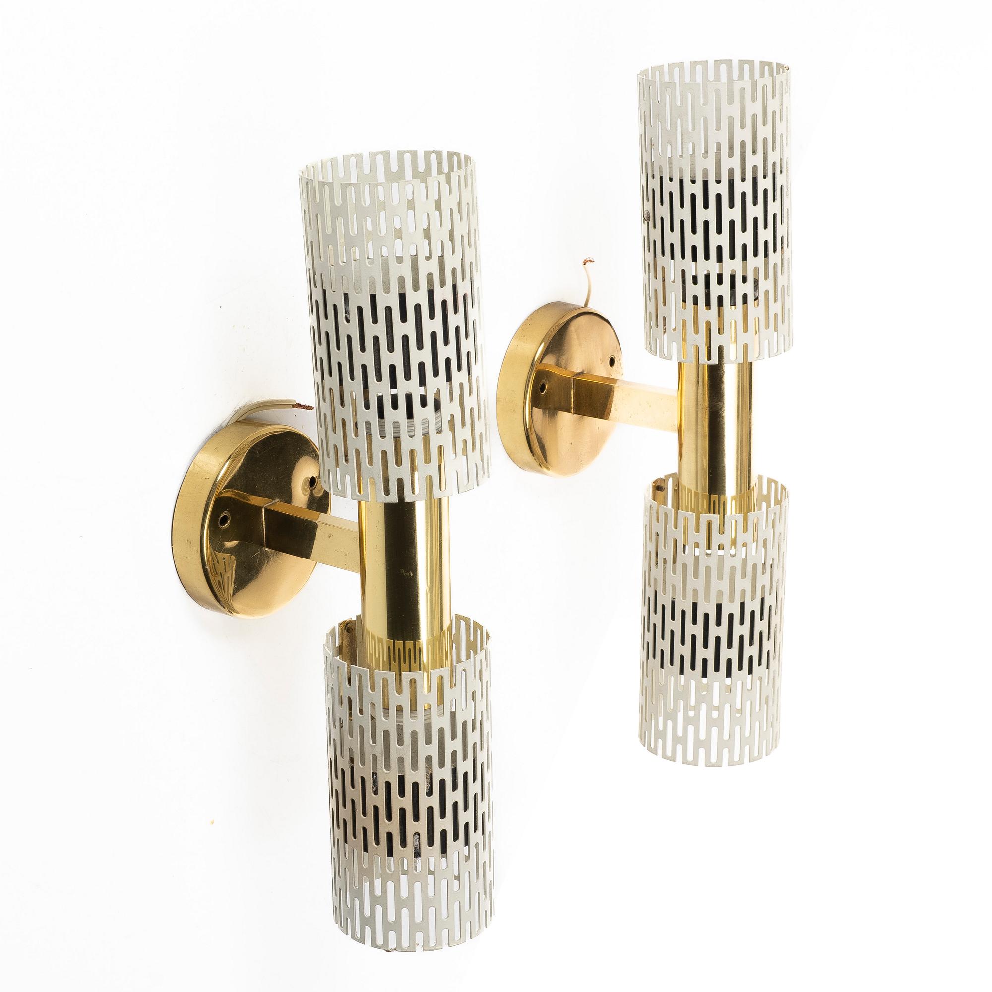 Harald Notini, wall lamps, a pair, model 8820, Böhlmarks, 1940s/1950s.