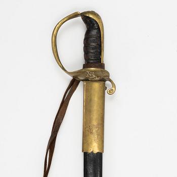 Huggare svensk, m/1885 för sjöunderofficer, med balja.