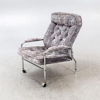 A lste 20th century easy chair.