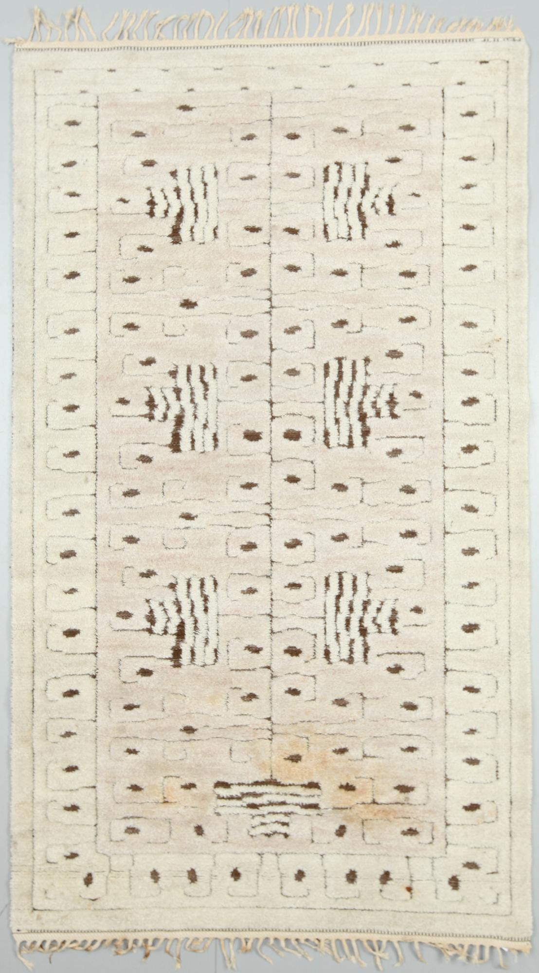 MATTA, "Skvattram", reliefflossa, Märta Måås-Fjetterström, sign AB MMF. 235 x 133.