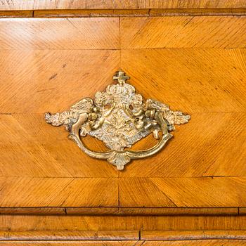 A Swedish chest of drawers, from around 1740.