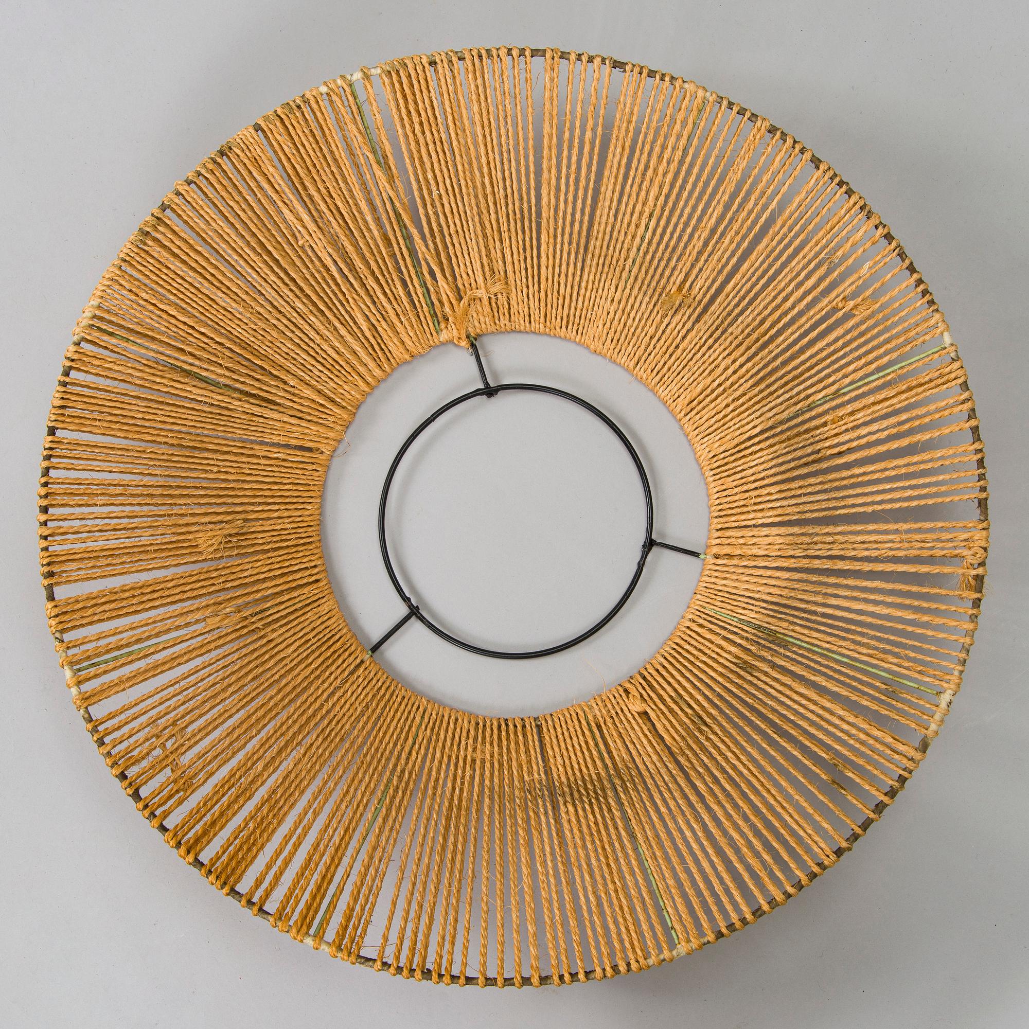 Paavo Tynell, taklampa modell 1602, Idman 1900-talets mitt.