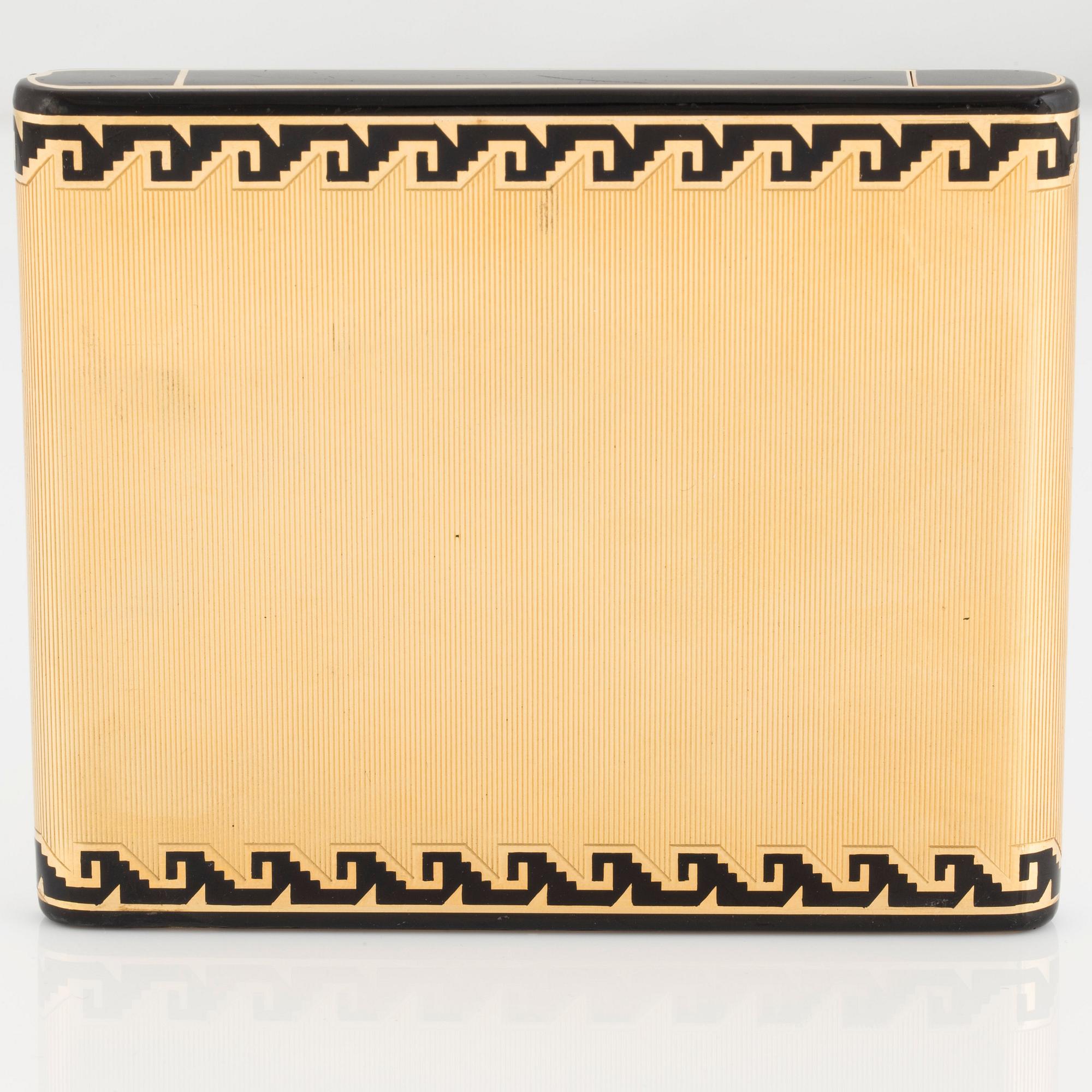 Cartier Art Deco cigarettetui 18K guld med svart emalj.