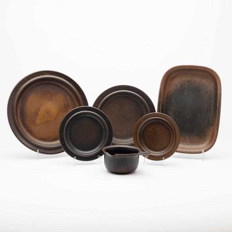 Ulla Procopé, Service, 76 pieces, "Ruska", Arabia, stoneware, second half of the 20th century.