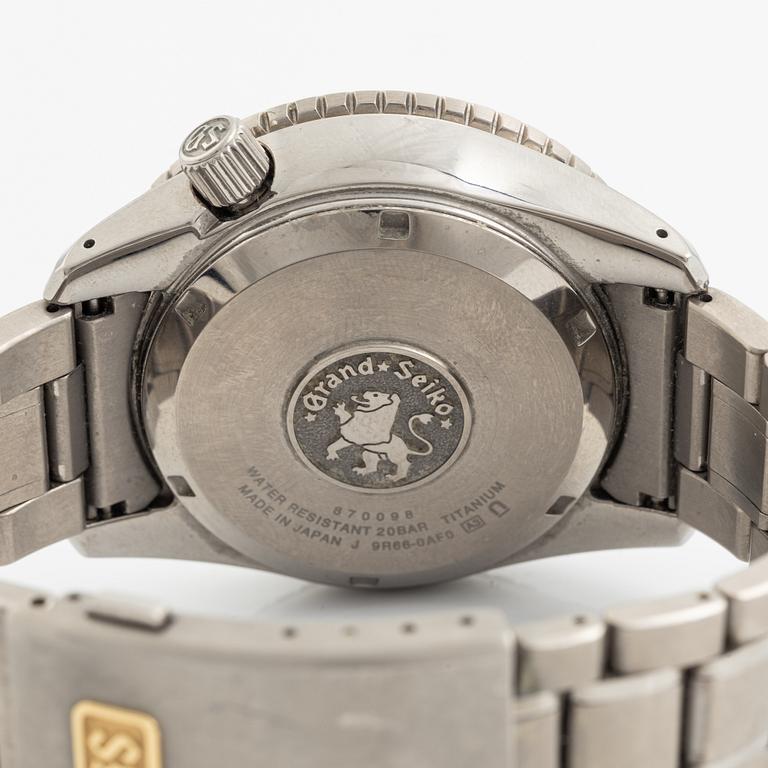 Grand Seiko, Spring Drive, GMT, wristwatch, 44 mm.