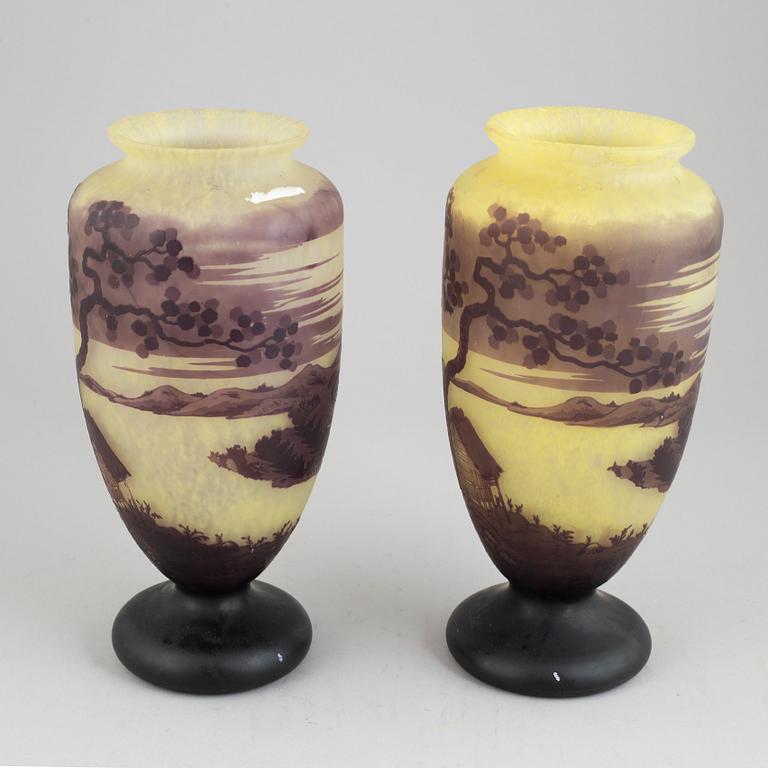 A pair of glass vases, 20th Century.