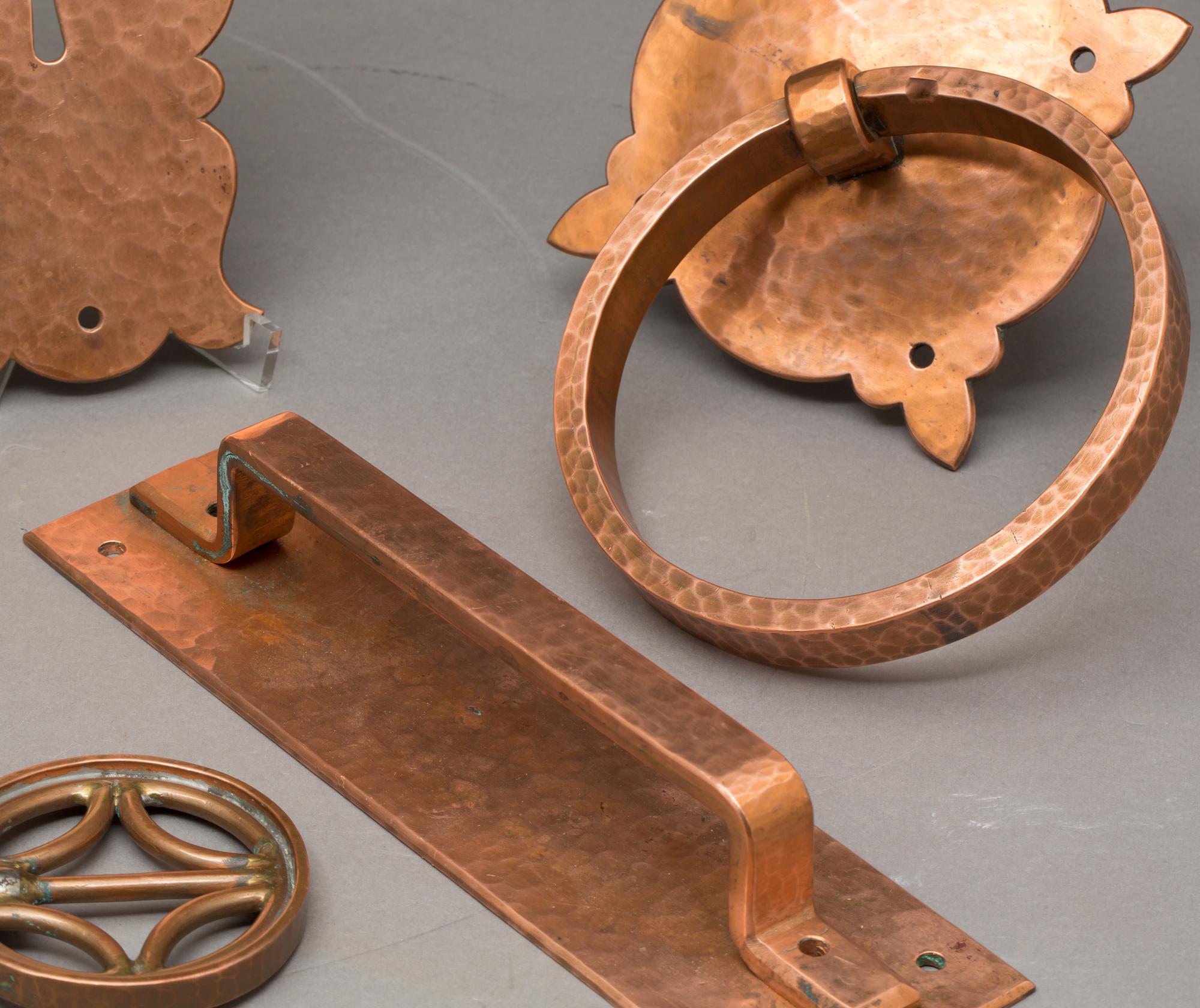 LÅS, BESLAG OCH HANDTAG, 4 delar.