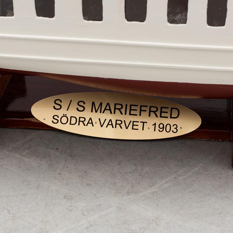BÅTMODELL, "S/S Mariefred", omkring 2000.