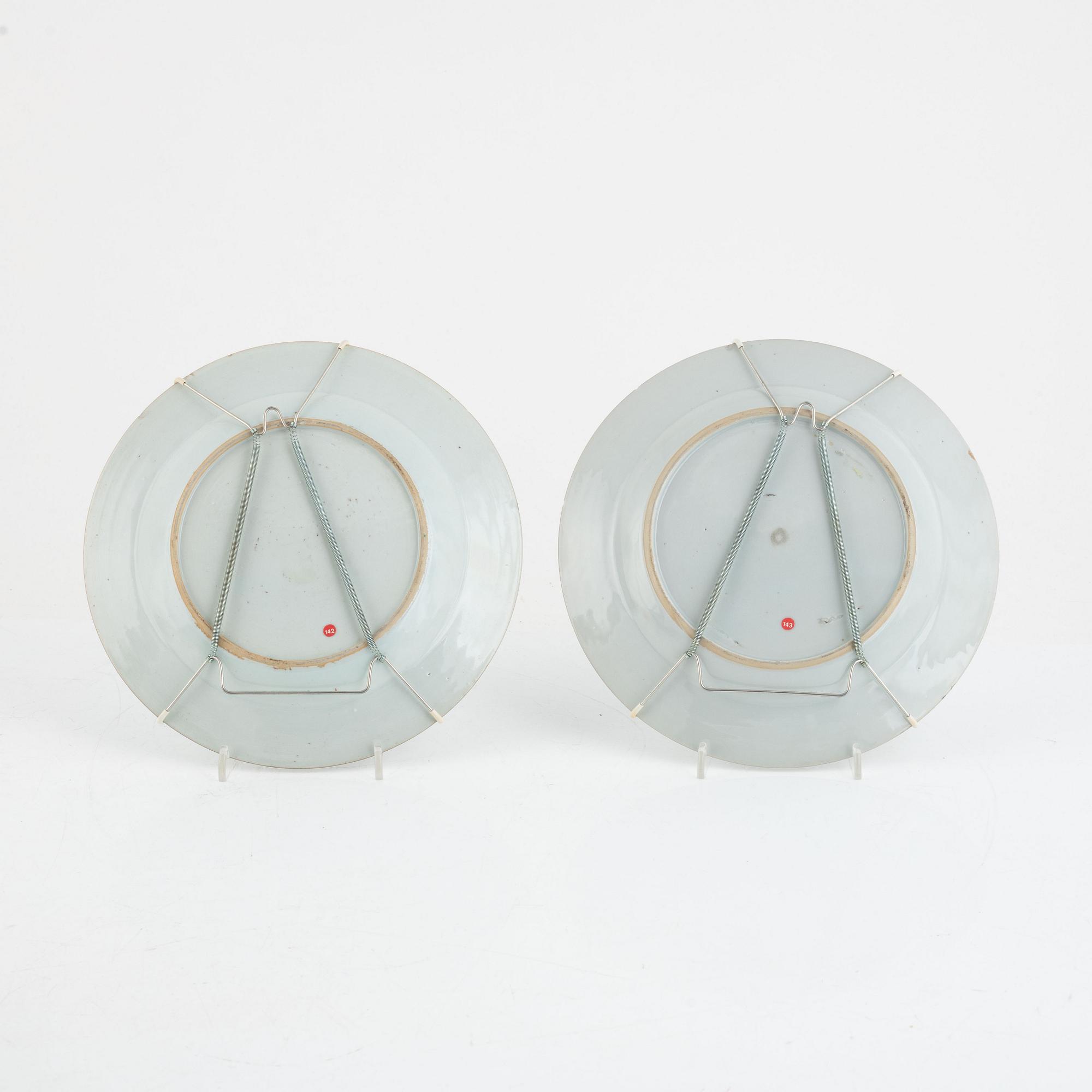 Tallrikar, 5 st, kompaniporslin, Kina, Qingdynastin, Qianlong (1736-95).