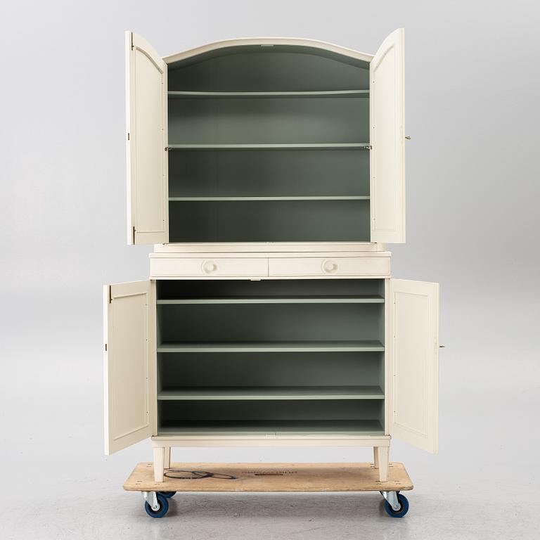 Carl Malmsten, cabinet, “Herrgården”, Svenska Möbelfabrikerna Bodafors, 1961.