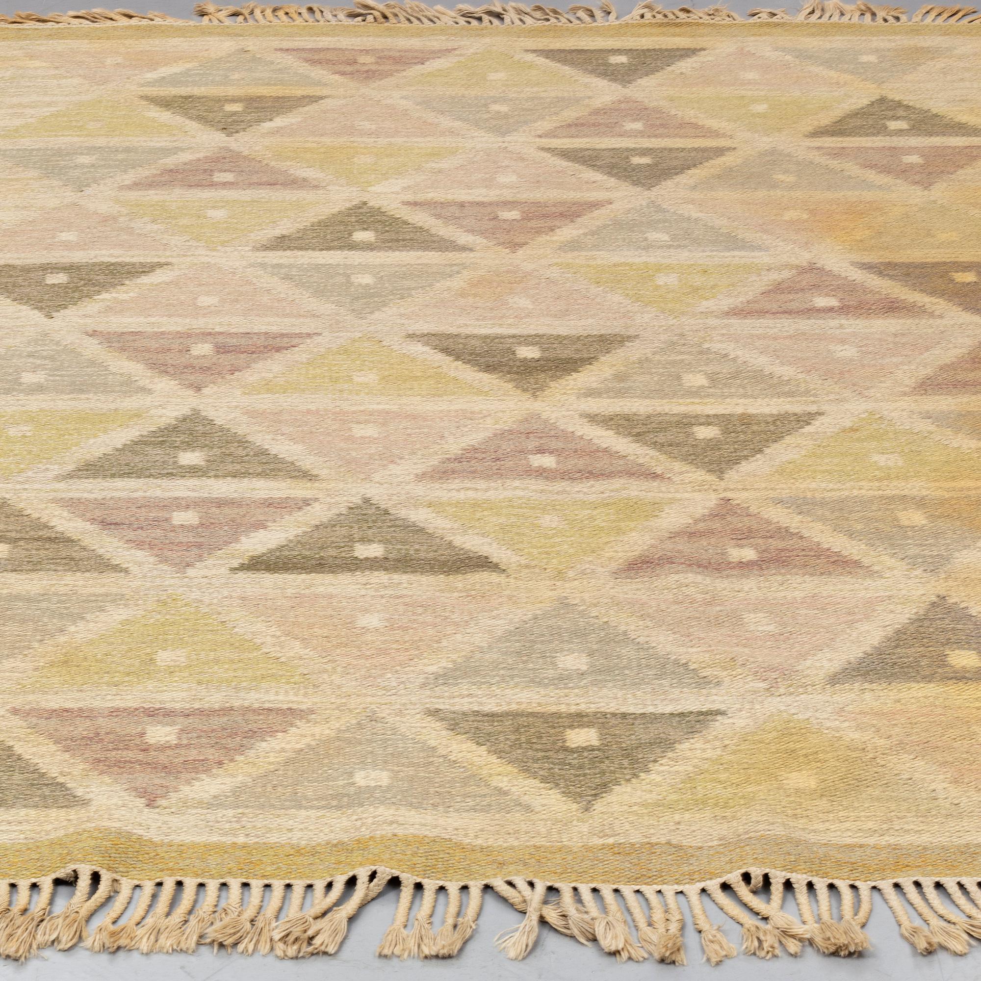 SIGVARD BERNADOTTE, MATTO, "Harlequin", flat weave, ca 233 x 186 cm, signed SB.